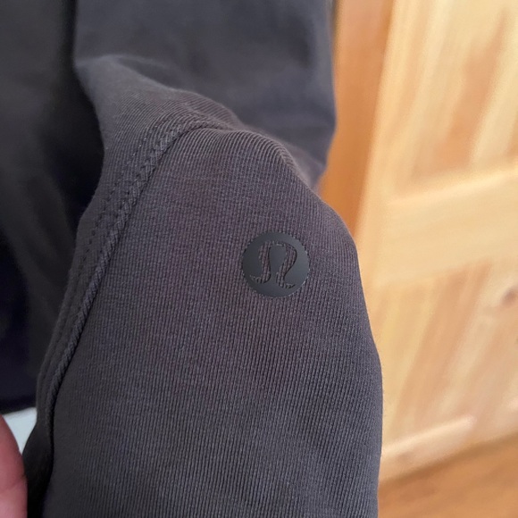 Lululemon LA Oversized Boxy Crew - Picture 4 of 6